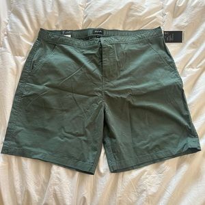 Brixton men’s XL dark green shorts.